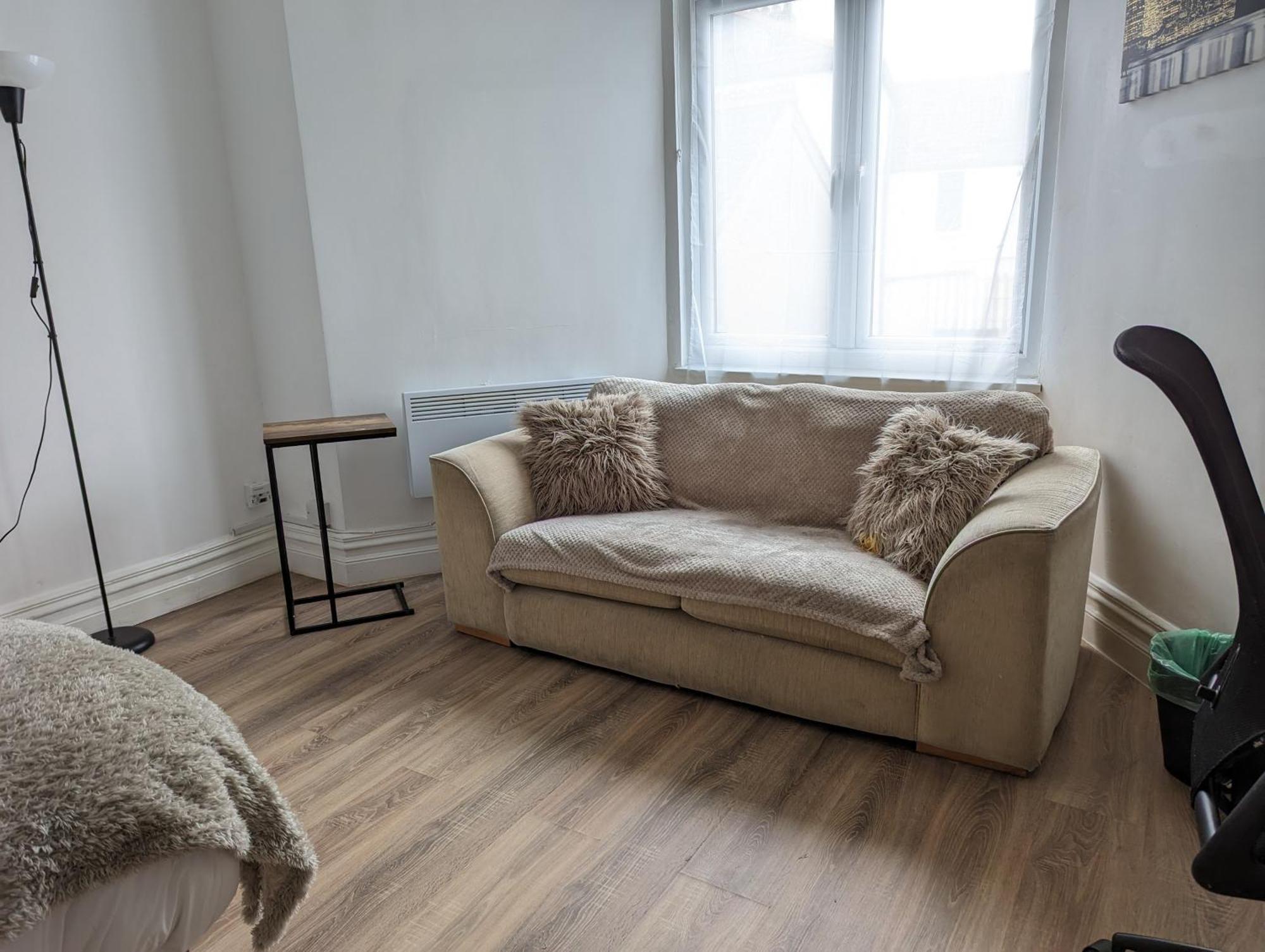 Serene 1 Bedroom Flat In Roath Cardiff Exterior foto